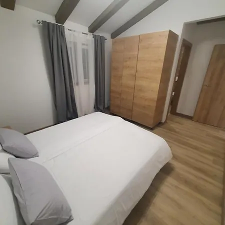 Apartment Maris